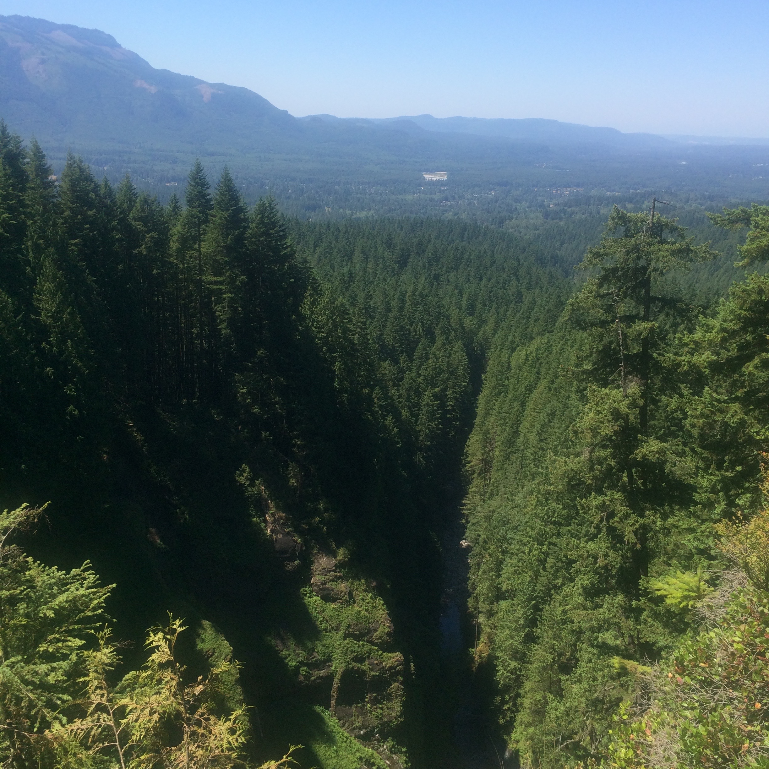 Best Hikes in the Cascades - Twin Falls