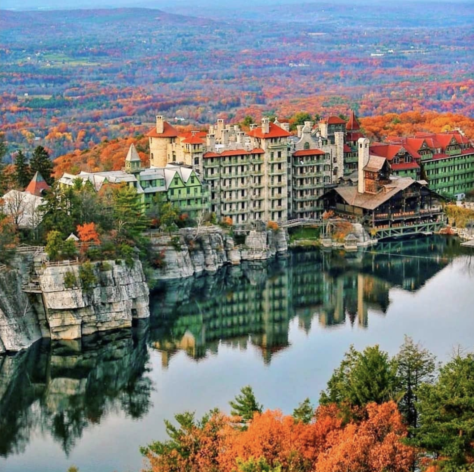 Mohonk mountain house resort fall leaves | Where to See Fall Foliage In and Around New York City