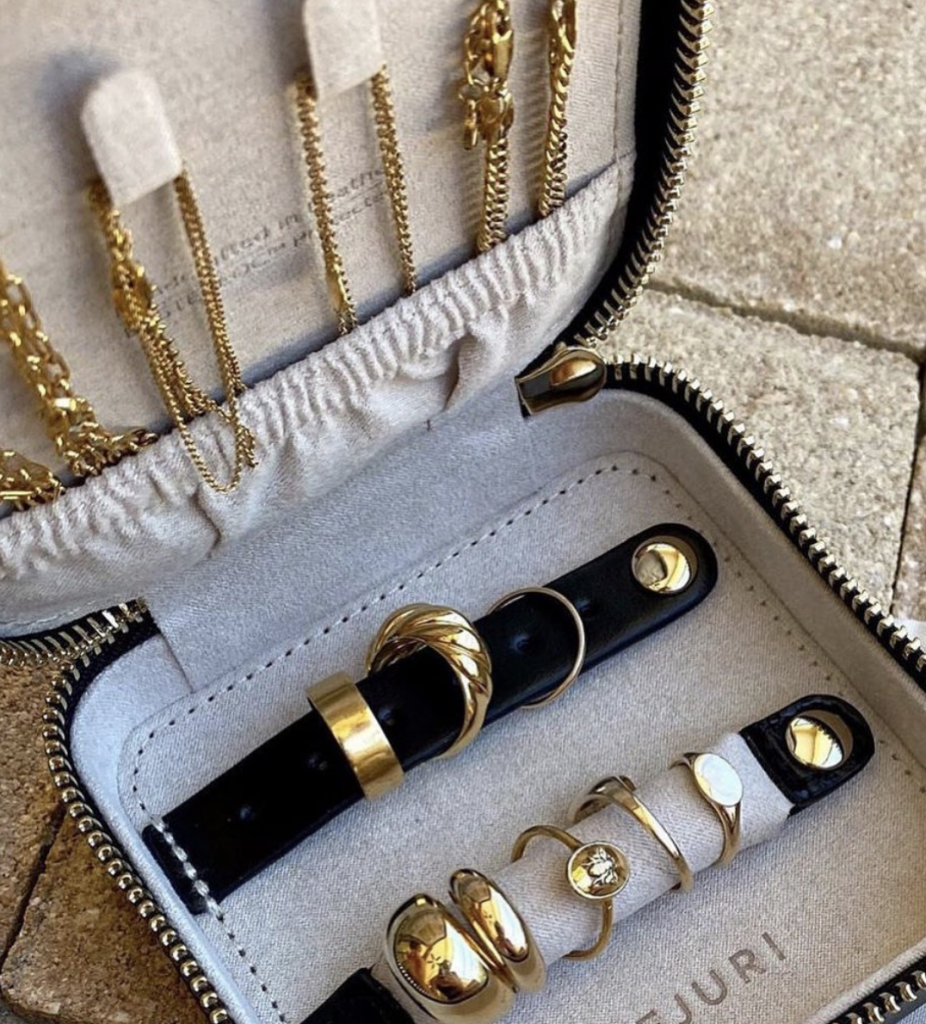 Mejuri jewelry case in black | 40 Perfect Gifts for Travel Lovers